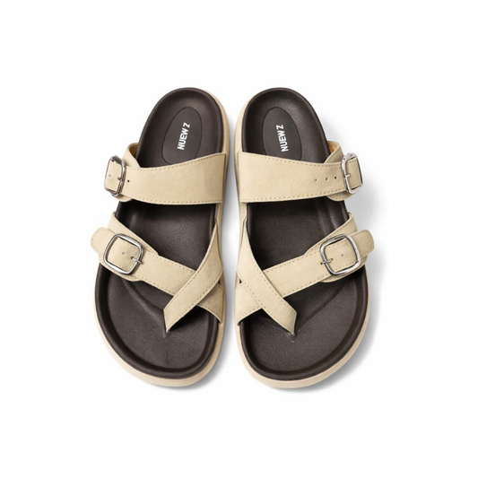 Premium microfibre straps with matte finish