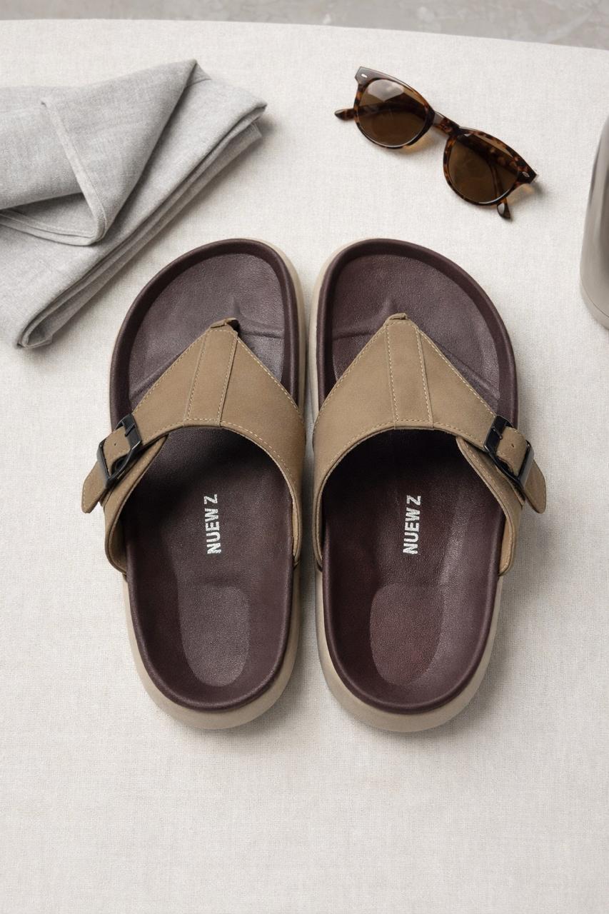 NUEW Z Men’s V-Strap Sandals – Classic Beige
